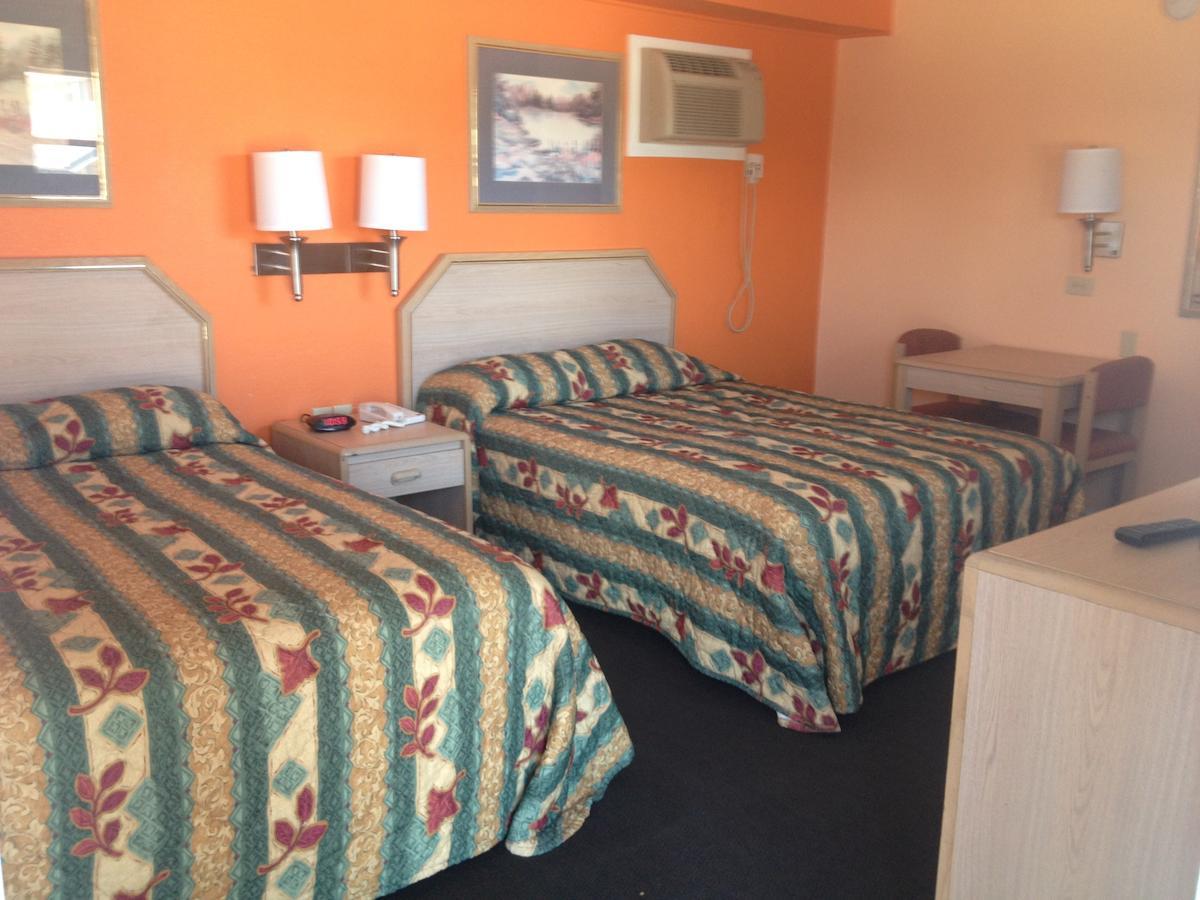 Copa Budget Inn Medicine Lodge Room photo